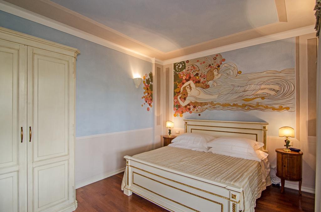 La Chandelle Massarosa Bagian luar foto