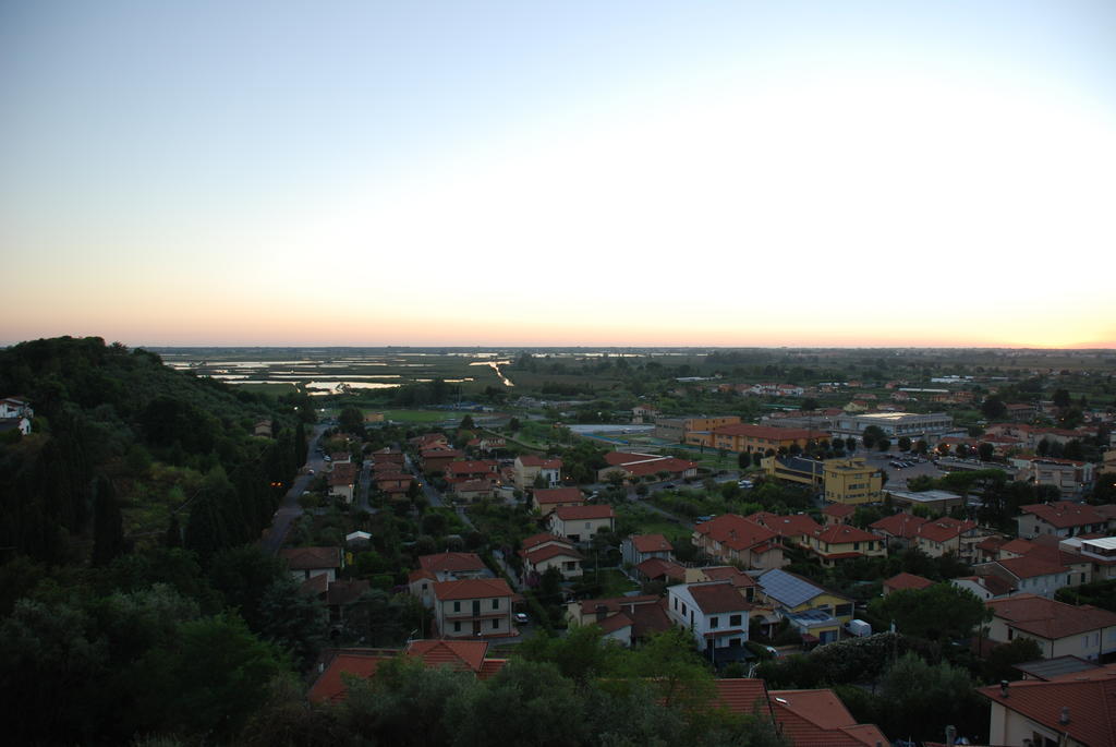 La Chandelle Massarosa Bagian luar foto